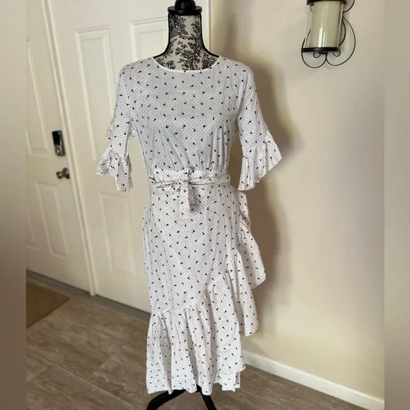 Cynthia Rowley | Dresses | Cynthia Rowley Never Been Worn Size Large Cotton  Flower Print Ruffle Dress | Poshmark